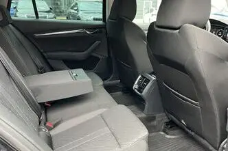 Škoda Octavia, 1.5, 110 kW, гибрид, автомат, передний привод