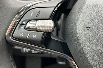 Škoda Octavia, 1.5, 110 kW, гибрид, автомат, передний привод