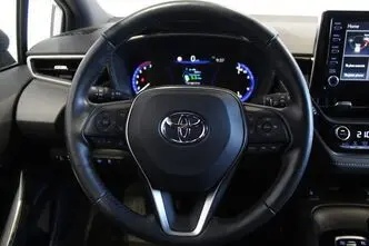 Toyota Corolla, 1.8, 72 kW, гибрид, автомат, передний привод