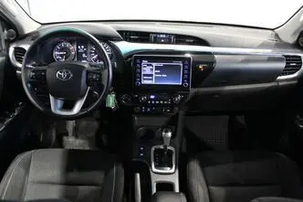 Toyota Hilux, 2.8, 150 kW, дизель, автомат, полный привод