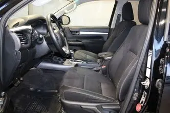 Toyota Hilux, 2.8, 150 kW, дизель, автомат, полный привод