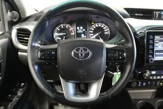 Toyota Hilux, 2.8, 150 kW, дизель, автомат, полный привод