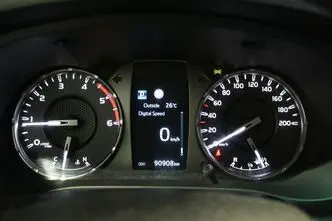 Toyota Hilux, 2.8, 150 kW, дизель, автомат, полный привод