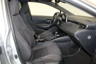 Toyota Corolla, 1.8, 72 kW, гибрид, автомат, передний привод