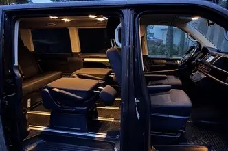 Volkswagen Multivan, 2.0, 110 kW, diesel, automatic, front-wheel drive