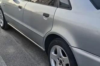 Audi A4, 1.8, 92 kW, бензин, механическая, передний привод