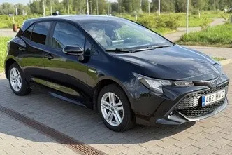 Toyota Corolla, 1.8, 72 kW, гибрид, автомат, передний привод