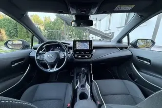 Toyota Corolla, 1.8, 72 kW, гибрид, автомат, передний привод