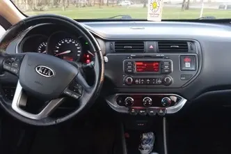 Kia Rio, 1.2, 63 kW, бензин, механическая, передний привод