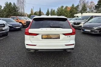 Volvo V60 Cross Country, 2.0, 140 kW, дизель, автомат, полный привод