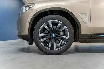 BMW iX3, 80 kW, elekter, automaat, tagavedu