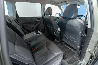 Subaru Forester, 2.0, 110 kW, гибрид б+э, автомат, полный привод