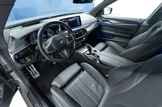 BMW 630, 3.0, 210 kW, гибрид д+э, автомат, полный привод