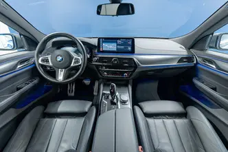 BMW 630, 3.0, 210 kW, гибрид д+э, автомат, полный привод