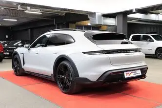 Porsche Taycan, 142 kW, электричество, автомат, полный привод