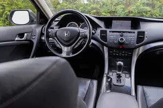 Honda Accord, 2.2, 110 kW, дизель, автомат, передний привод