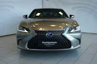 Lexus ES 300, 2.5, 131 kW, hybrid p+e, automatic, front-wheel drive