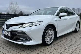 Toyota Camry, 2.5, 131 kW, hybrid p+e, automatic, front-wheel drive