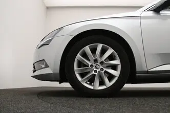 Škoda Superb, 1.5, 110 kW, бензин, механическая, передний привод