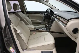 Volkswagen Phaeton, 3.0, 176 kW, дизель, автомат, полный привод