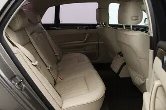 Volkswagen Phaeton, 3.0, 176 kW, дизель, автомат, полный привод