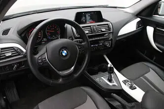 BMW 118, 1.5, 100 kW, бензин, автомат, задний привод