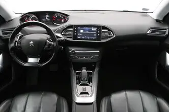 Peugeot 308, 1.2, 96 kW, бензин, автомат, передний привод