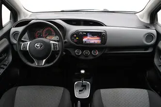 Toyota Yaris, 1.3, 73 kW, бензин, автомат, передний привод