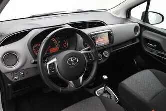 Toyota Yaris, 1.3, 73 kW, бензин, автомат, передний привод