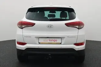 Hyundai Tucson, 1.6, 97 kW, бензин, механическая, передний привод