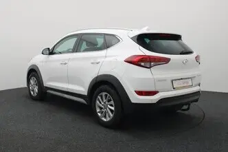 Hyundai Tucson, 1.6, 97 kW, бензин, механическая, передний привод