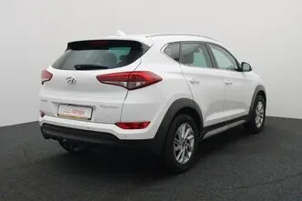 Hyundai Tucson, 1.6, 97 kW, бензин, механическая, передний привод