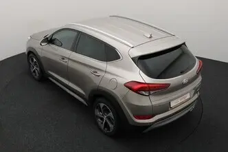 Hyundai Tucson, 2.0, 100 kW, дизель, автомат, полный привод