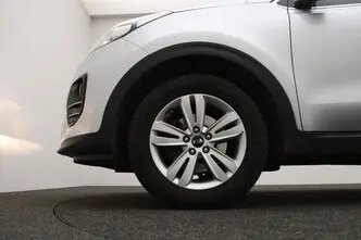 Kia Sportage, 1.6, 97 kW, бензин, механическая, передний привод