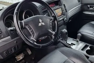 Mitsubishi Pajero, 3.2, 147 kW, дизель, автомат, полный привод