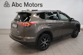 Toyota RAV4, 2.0, 112 kW, бензин, автомат, полный привод