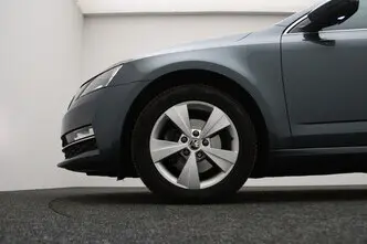 Škoda Octavia, 1.5, 110 kW, бензин, механическая, передний привод