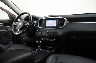 Kia Sorento, 2.2, 147 kW, дизель, автомат, полный привод