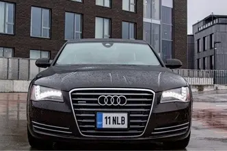 Audi A8, 4.0, 309 kW, petrol, automatic, four-wheel drive