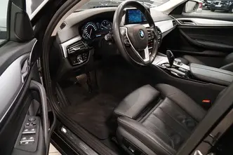 BMW 520, 2.0, 140 kW, дизель, автомат, задний привод