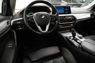 BMW 520, 2.0, 140 kW, дизель, автомат, задний привод