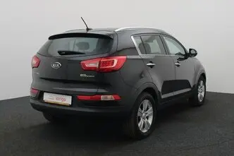 Kia Sportage, 1.6, 99 kW, бензин, механическая, передний привод