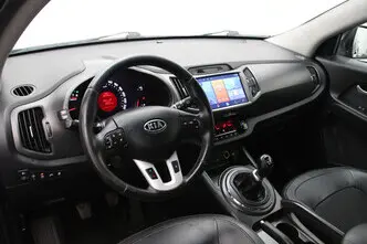 Kia Sportage, 1.6, 99 kW, бензин, механическая, передний привод