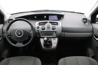 Renault Megane, 2.0, 99 kW, бензин, механическая, передний привод