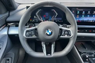 BMW 520, 145 kW, гибрид д+э, автомат, полный привод