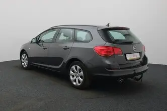 Opel Astra, 1.4, 88 kW, petrol, manual, front-wheel drive