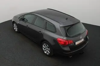 Opel Astra, 1.4, 88 kW, petrol, manual, front-wheel drive