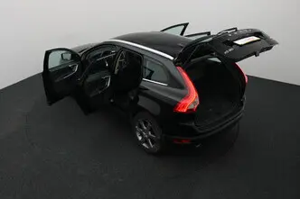 Volvo XC60, 2.4, 158 kW, дизель, автомат, полный привод