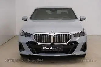 BMW 520, 2.0, 145 kW, гибрид д+э, автомат, полный привод