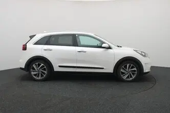 Kia Niro, 1.6, 77 kW, гибрид б+э, автомат, передний привод